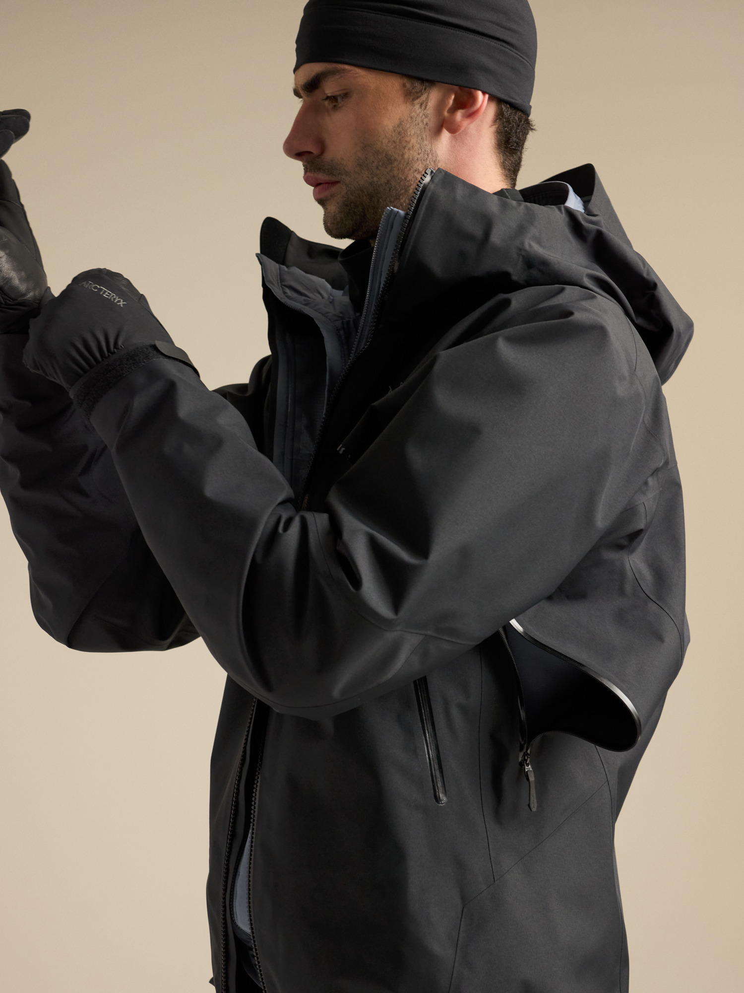 Beta SV Jacket Men's | Arc'teryx United States
