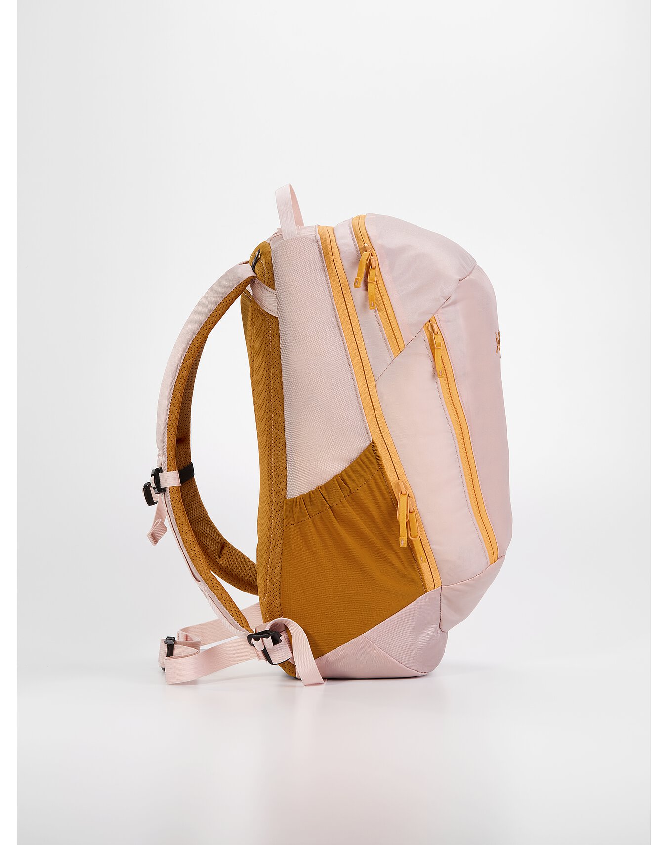 arcteryx mantis 26 backpack