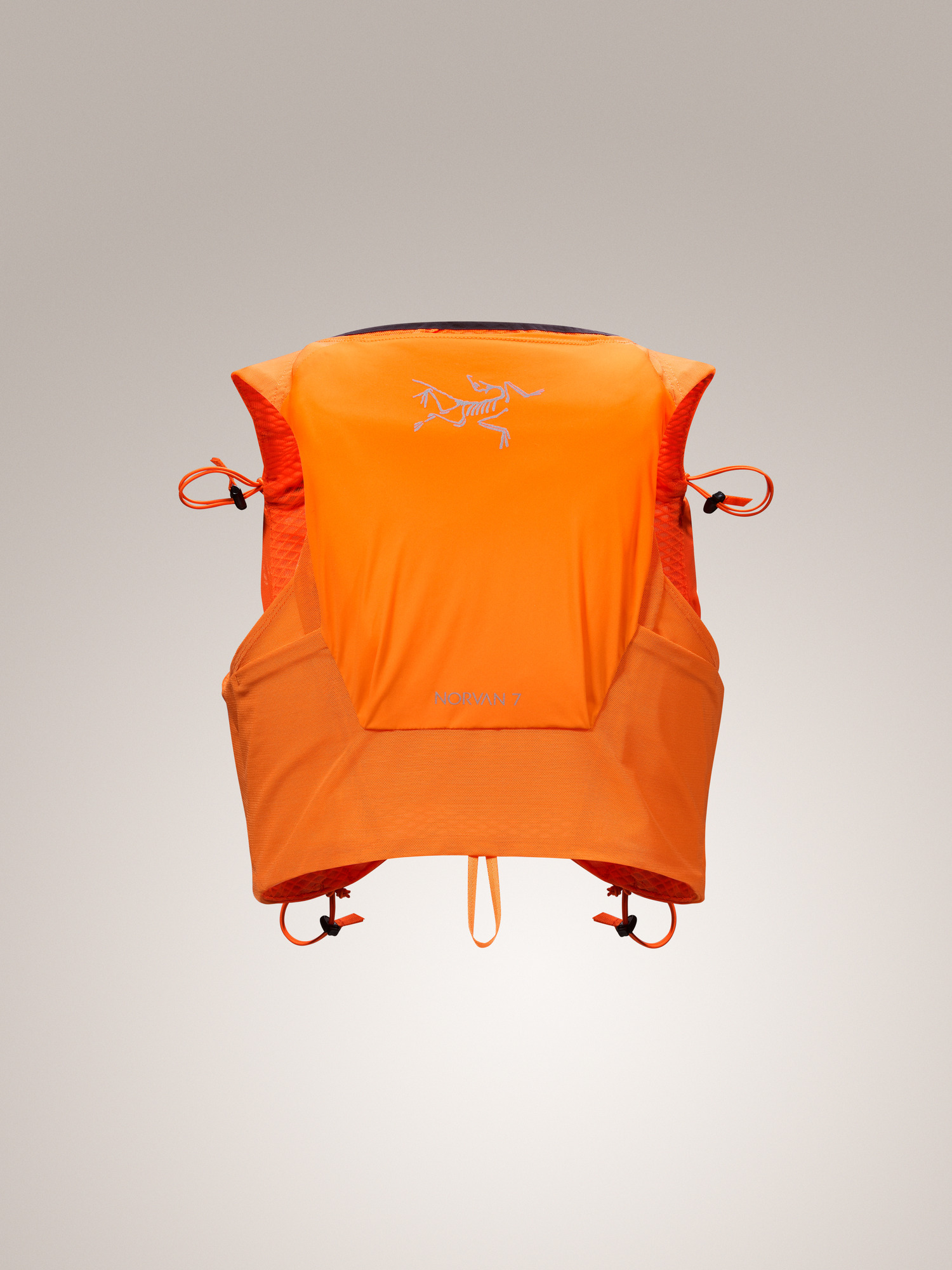 トップス norvan7 vest ARC'TERYX Norvan 7 Vest M's （ノーバン7ベストメンズ）ARC`TERYX