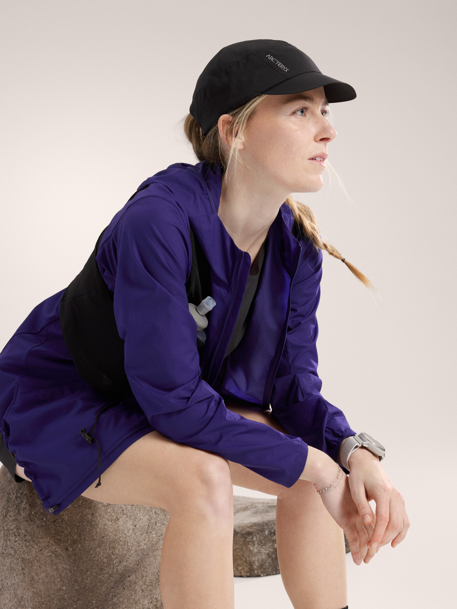 極美品　ARC'TERYX インセンド エアシェル フーディ　パープル　M Incendo Airshell Hoody Women's | Arc'teryx