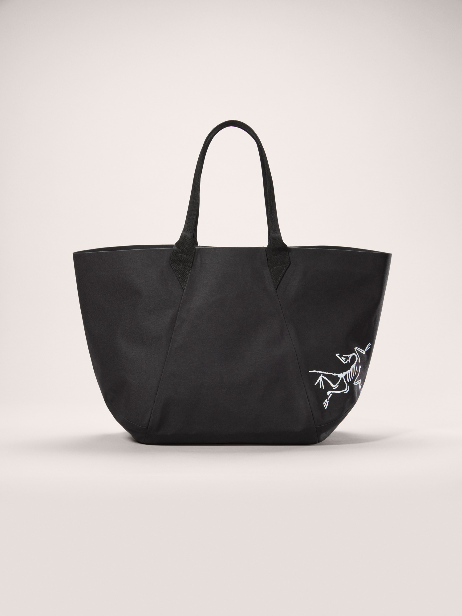 最新作 Carrier 45 Gear Tote | Arc'teryx 旅行かばん・小分けバッグ