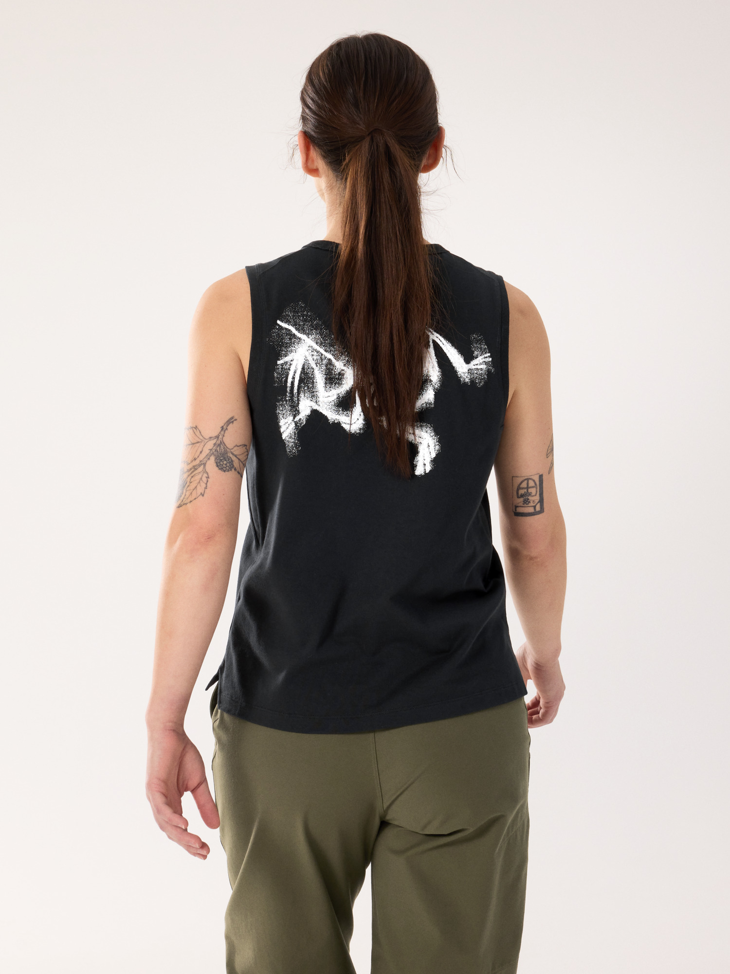 (取寄) アークテリクス レディース クラッグ Sl コットン タンク ブラード バード Arc'teryx women Kragg SL Cotton Tank Blurred Bird Black/Arctic Silk S25-X000009503-Kragg-SL-Cotton