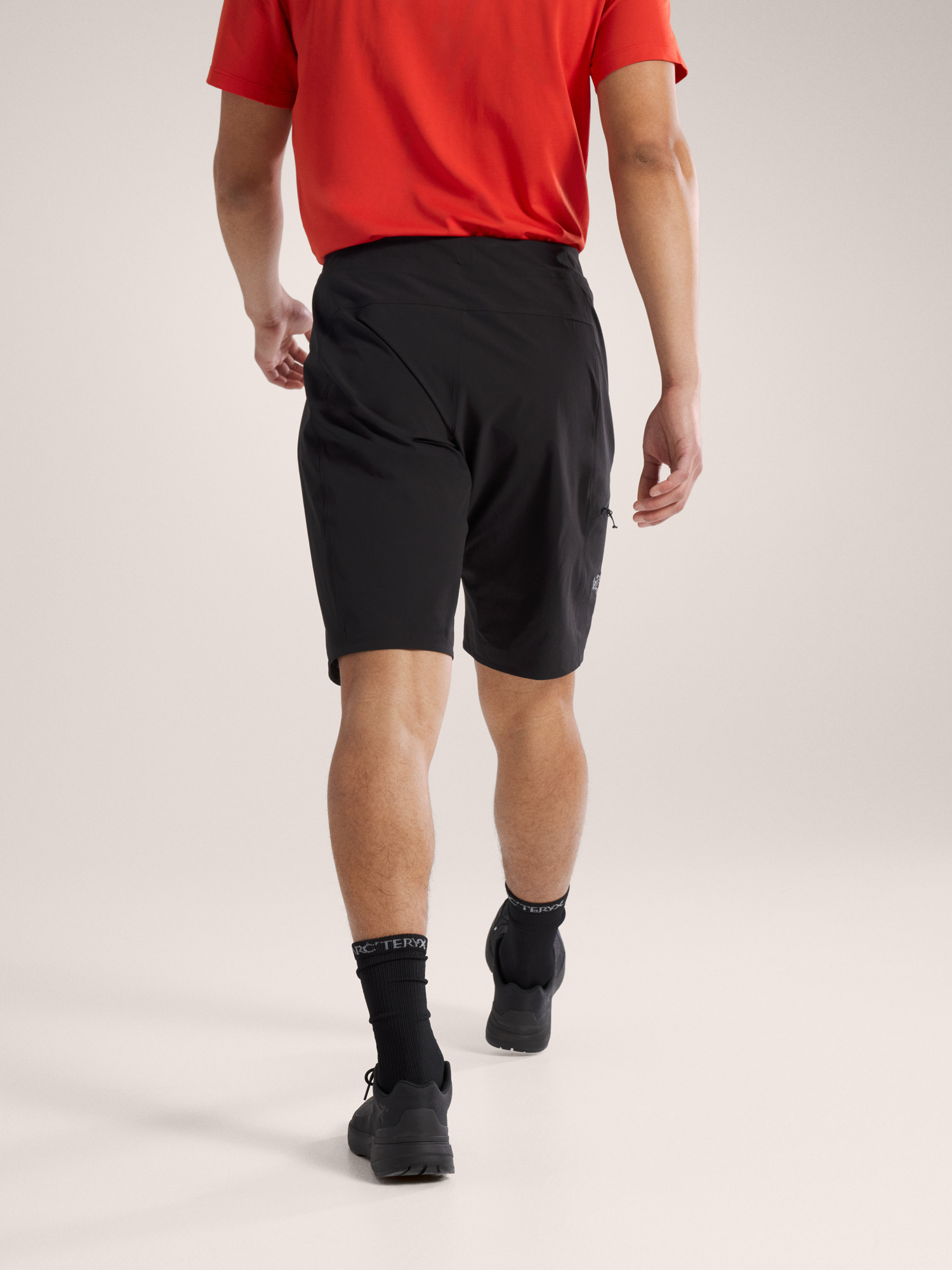 THUNDER STRIPES ADJUSTABLE SHORT クロ　Mサイズ THUNDER STRIPES ADJUSTABLE SHORT