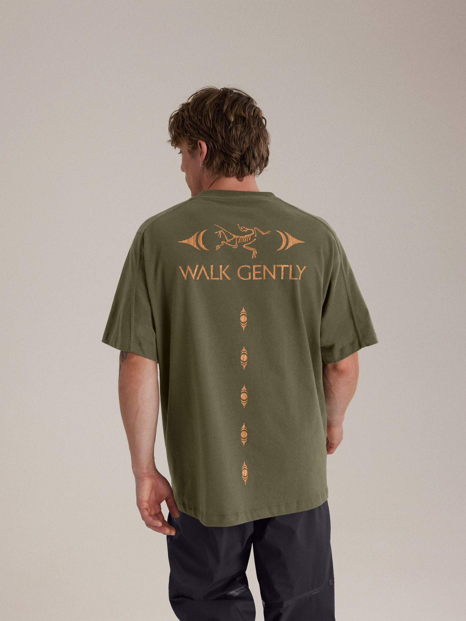 トップス 25ss Arc'teryx Walk Gently CottonT-Shirt Walk Gently Cotton Cedar Bark Shirt SS Men's | Arc'teryx Canada