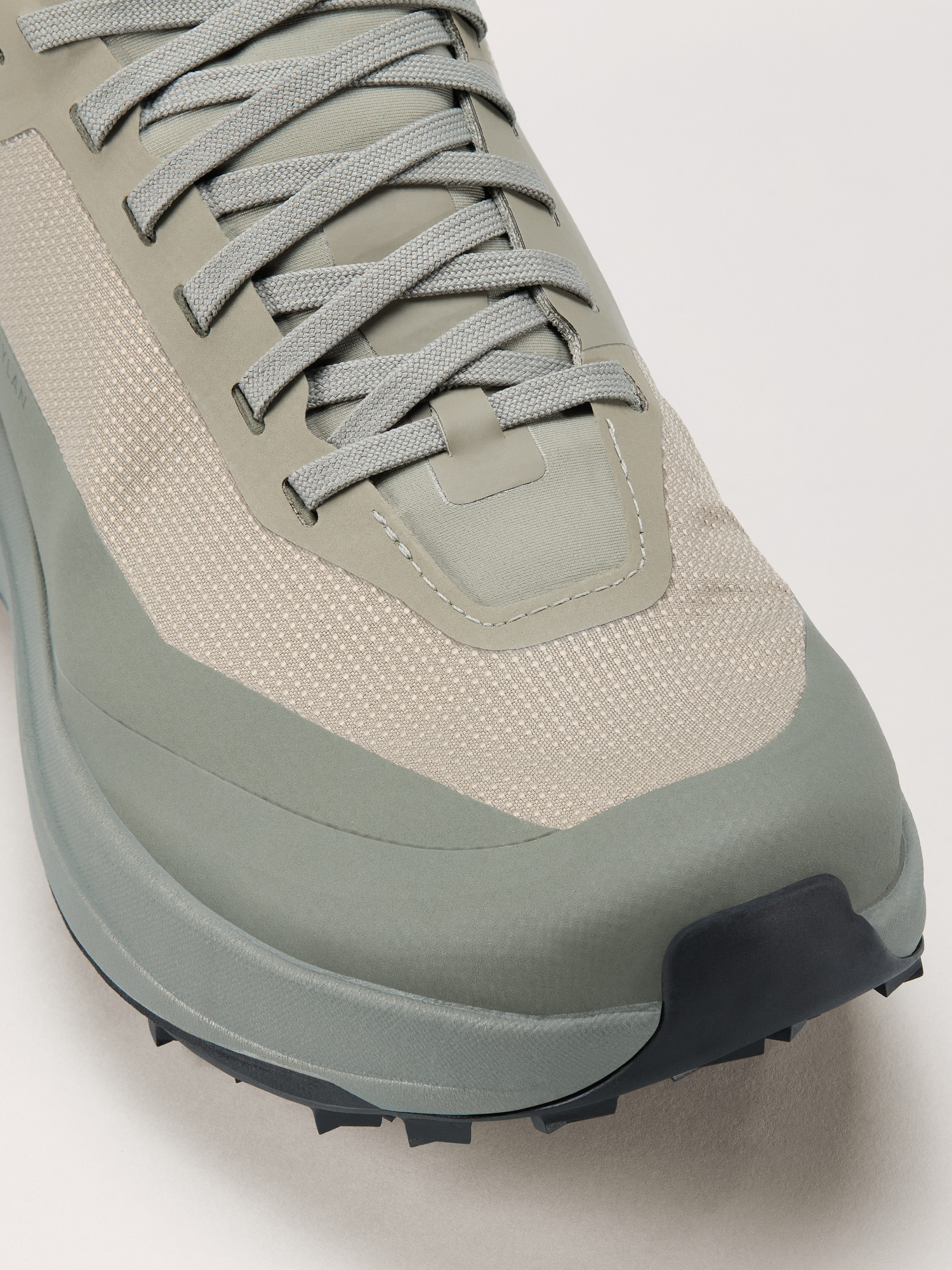 Sylan GTX Shoe Women's | Arc'teryx Canada