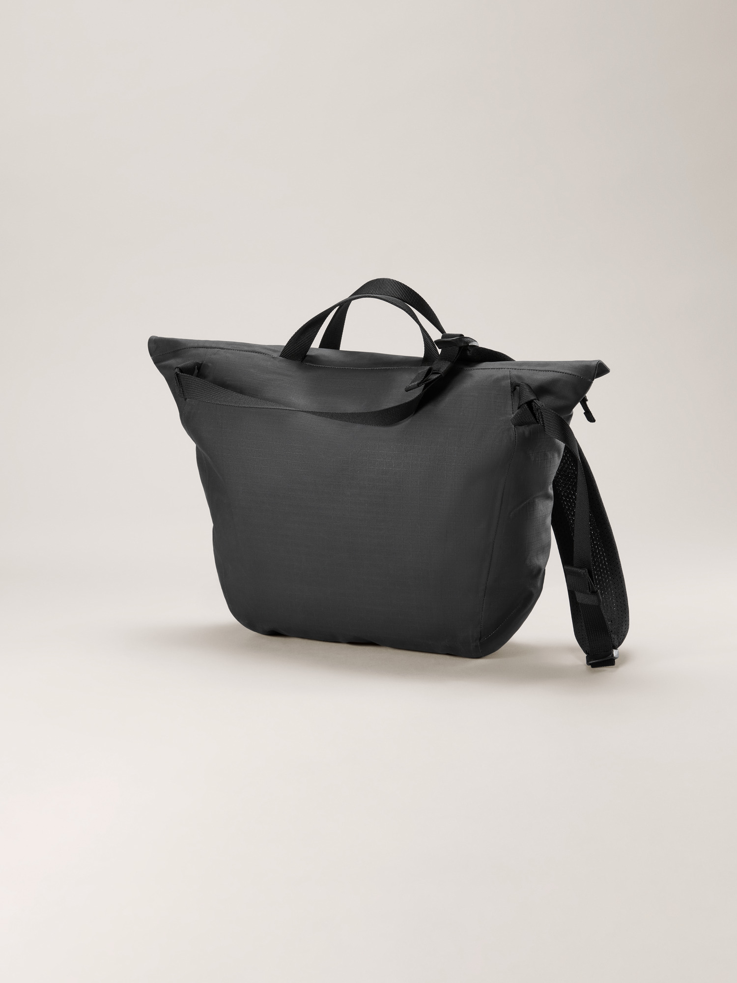 Granville Shoulder Bag | Arc'teryx United States