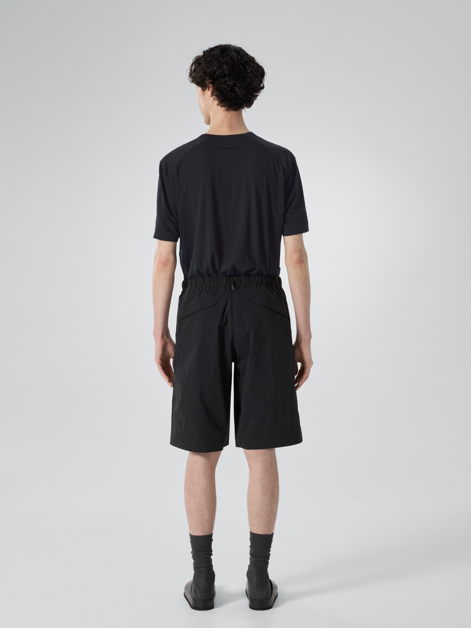 S25-X000009653-Spere-Short-