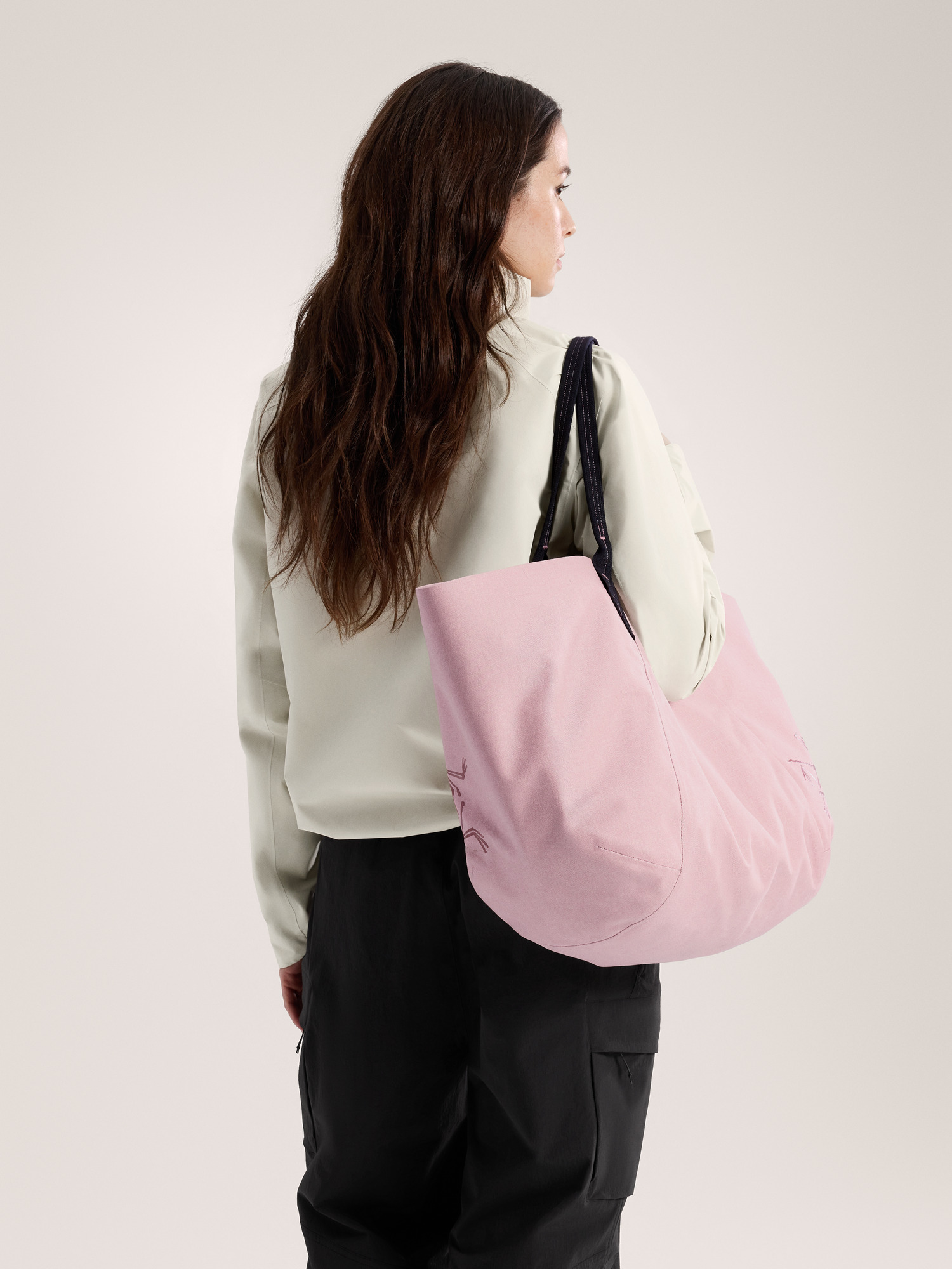 Carrier 45 Gear Tote | Arc'teryx Germany