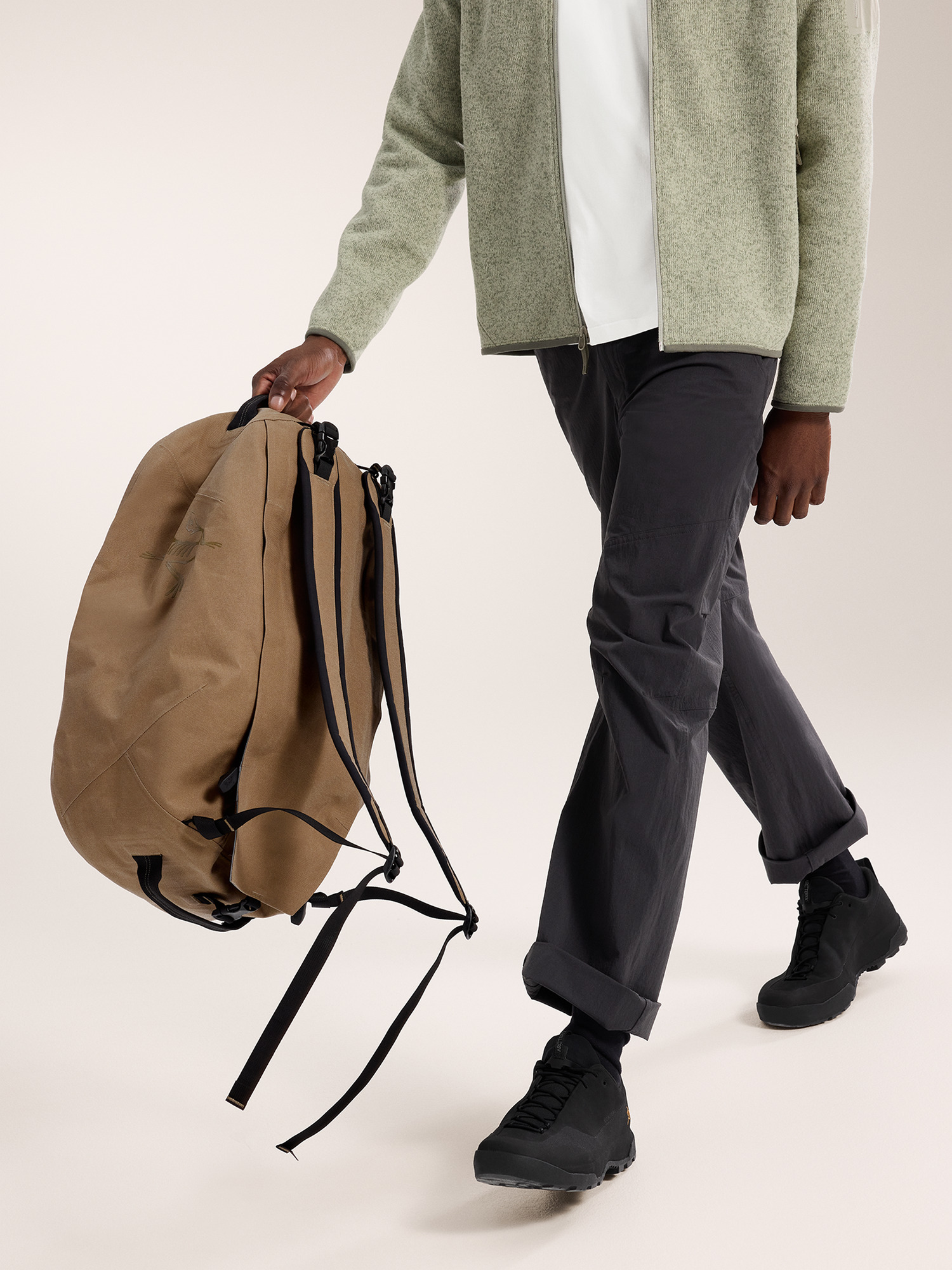た*様 希少 ARC'TERYX Carrier Duffle 防水バックパック Arc'teryx Carrier Duffel 50 - Carryology