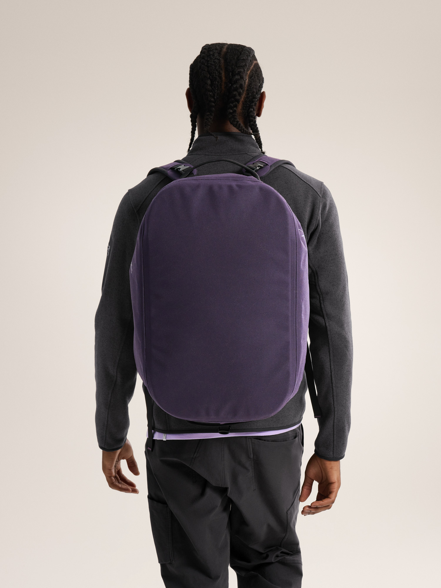 希少 ARC'TERYX Carrier Duffle 防水バックパック 40L Carrier 40 Duffle | Arc'teryx United States