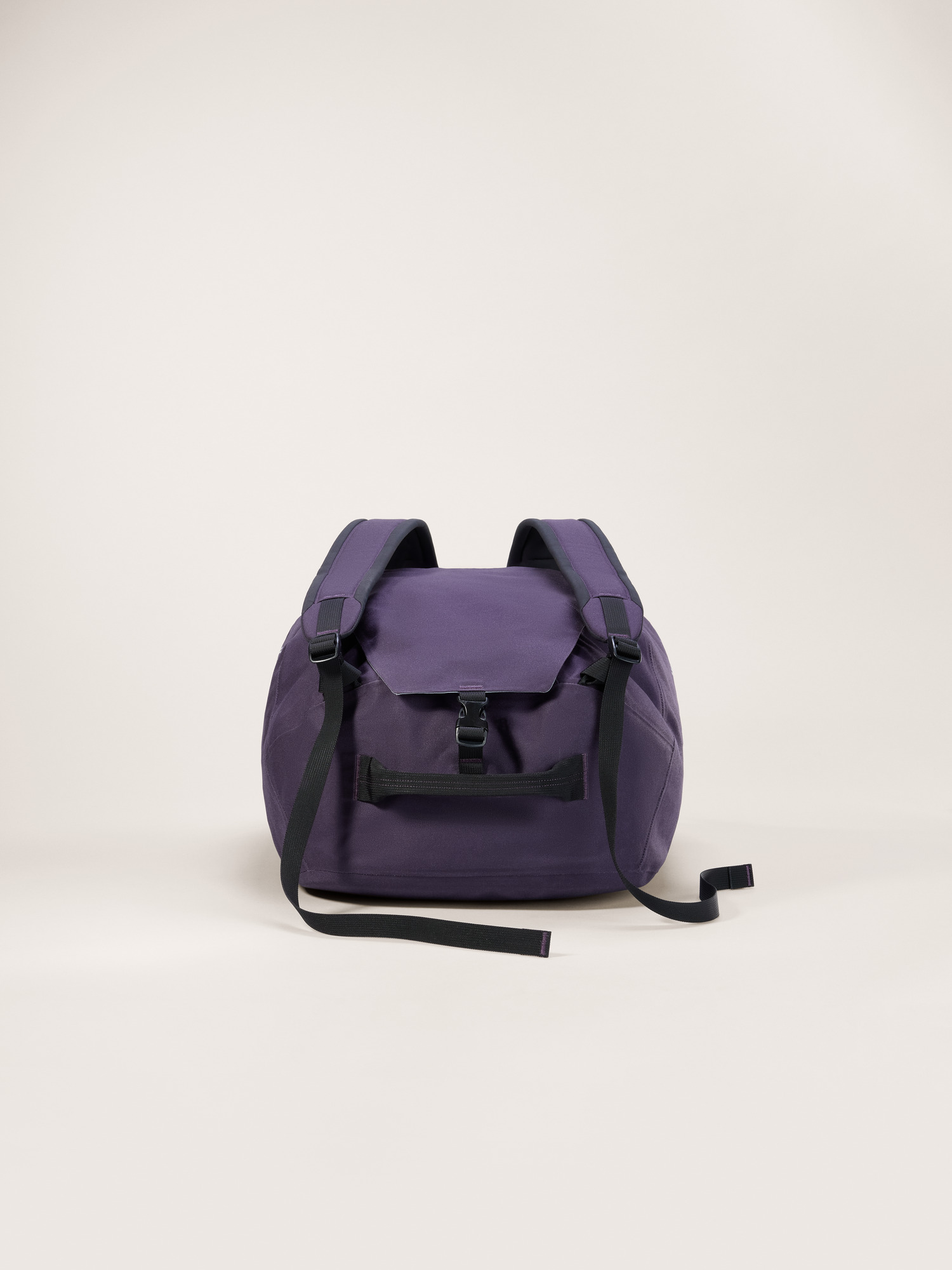 ARC'TERYX カデムポロ M Carrier 40 Duffle | Arc'teryx United States