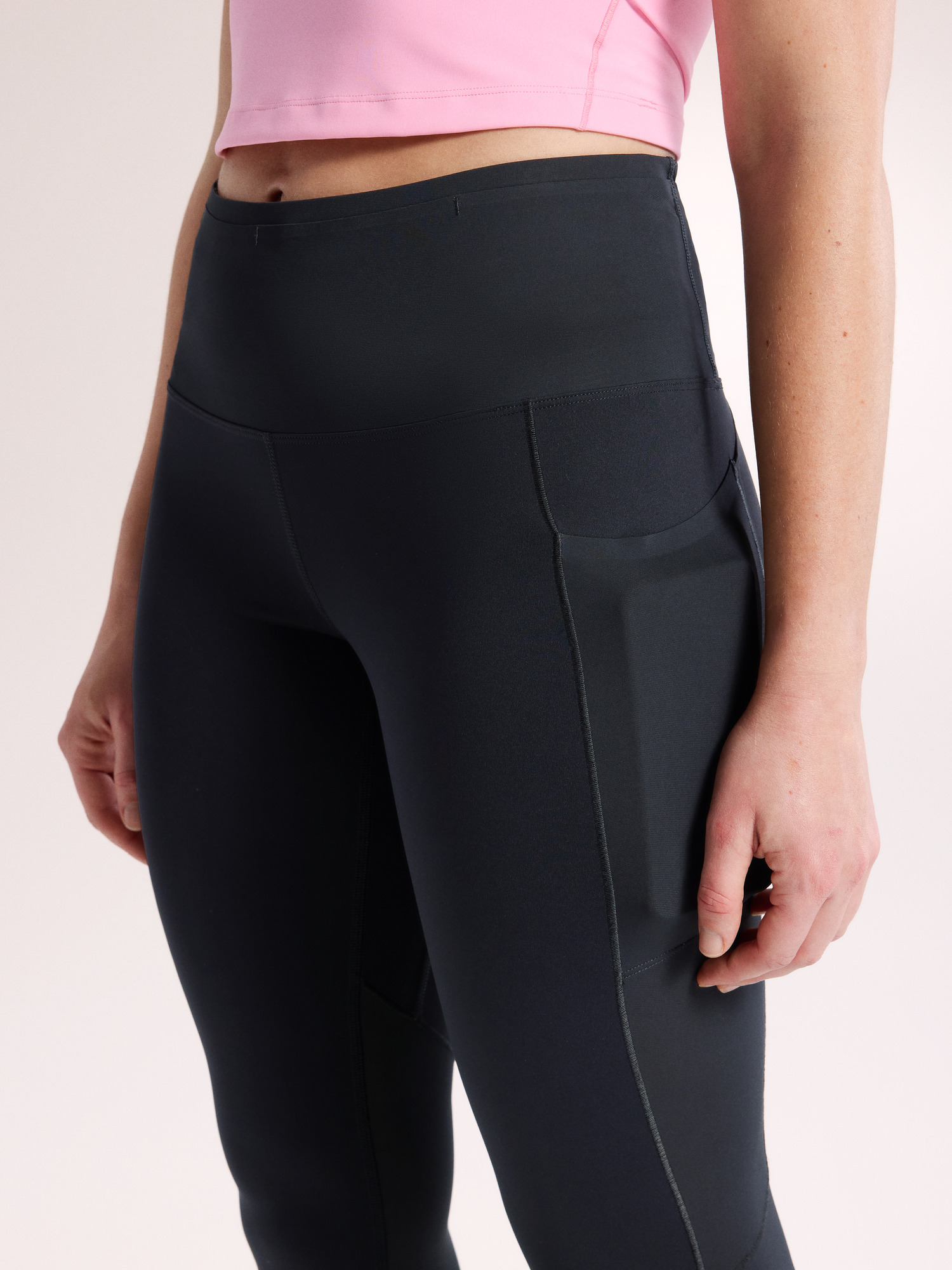 Essent High-Rise Utility Legging 26"