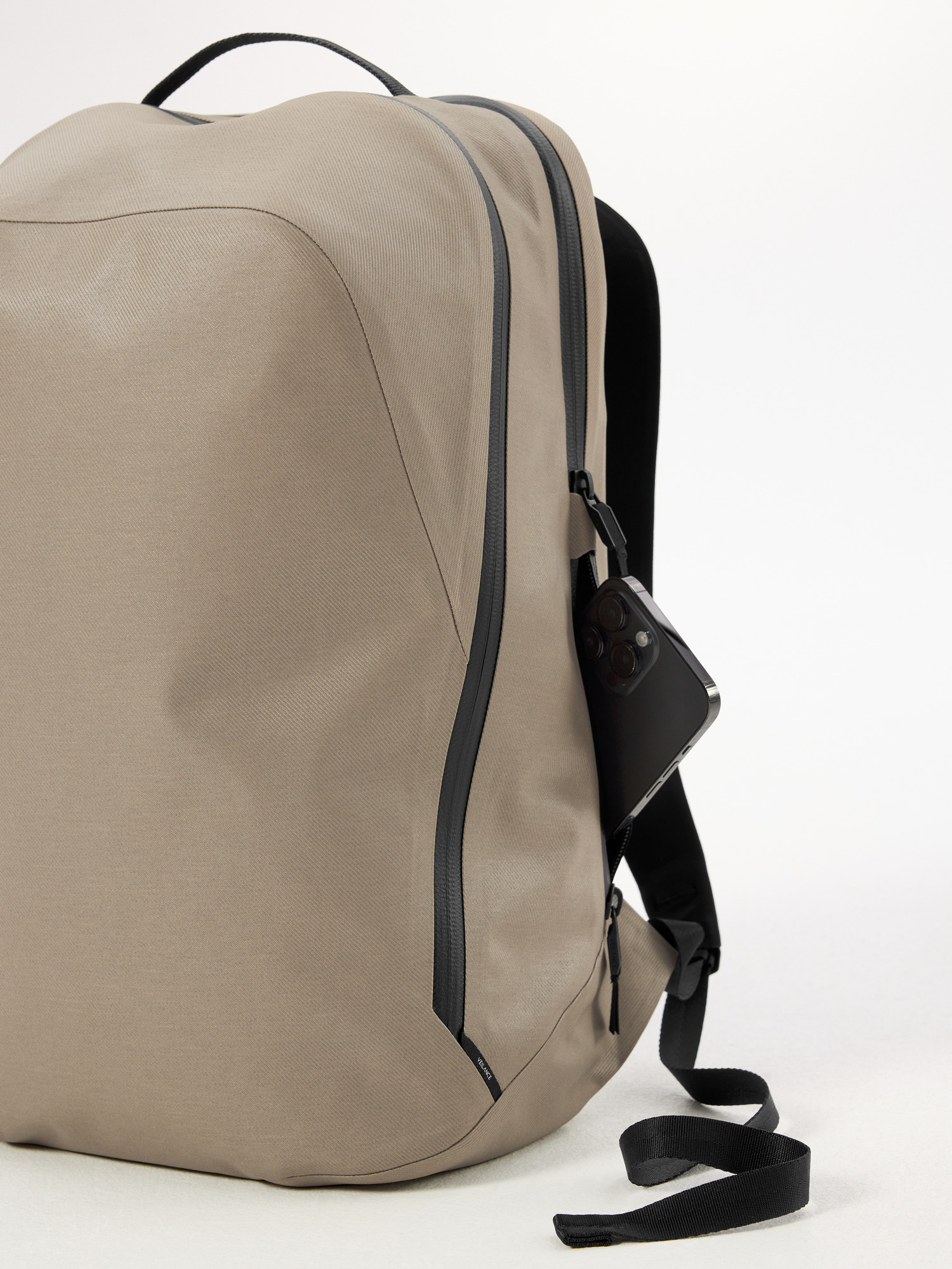 Anodic Backpack | Arc'teryx Netherlands