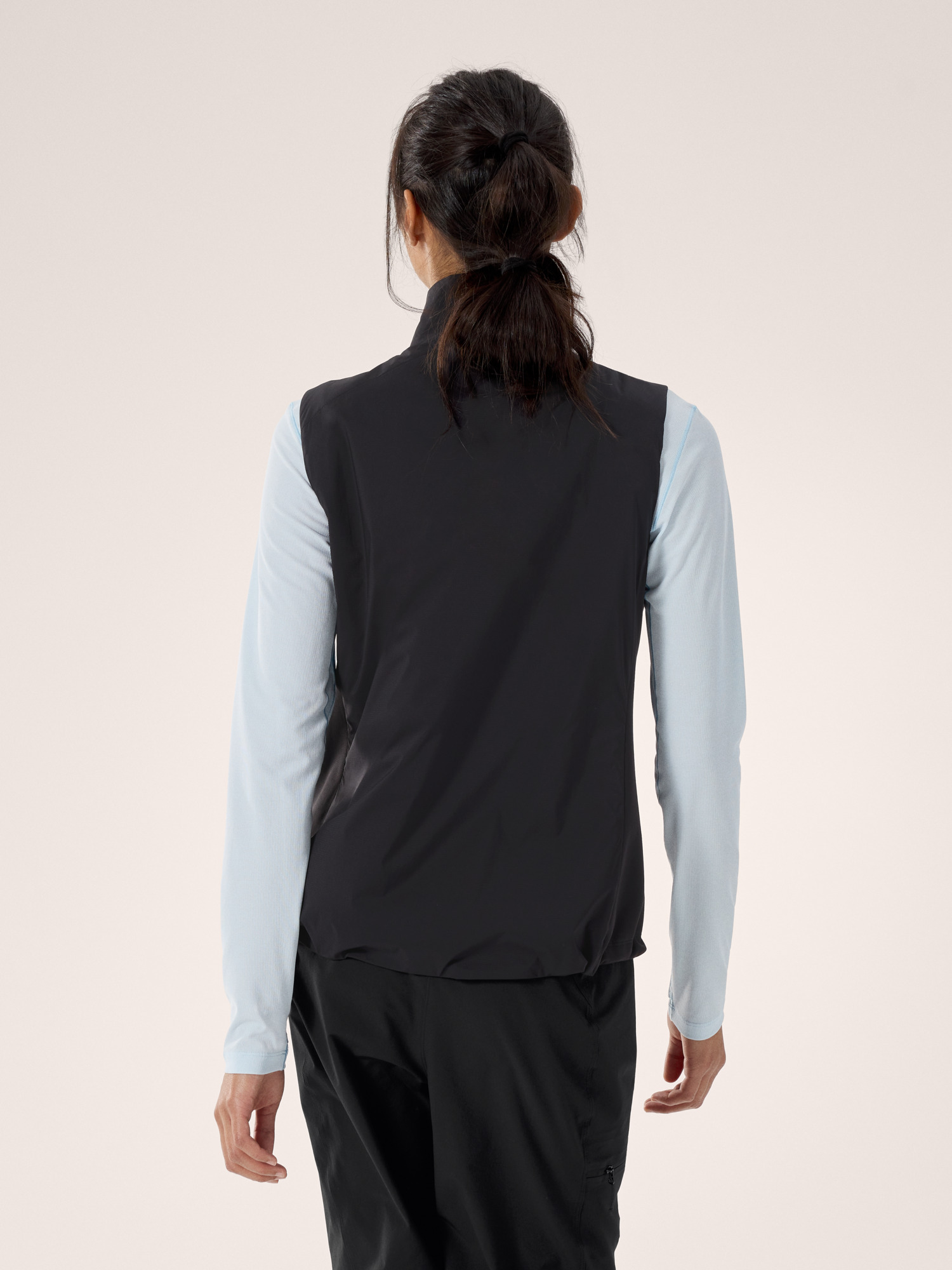 S26-X000009507-Atom-Vest-Black