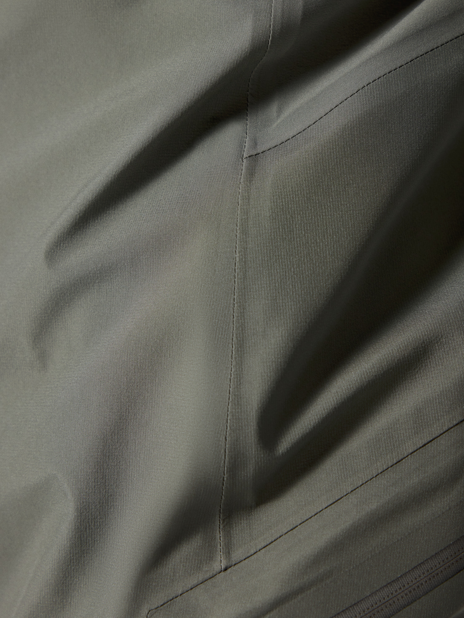Rhoam Hybrid Jacket