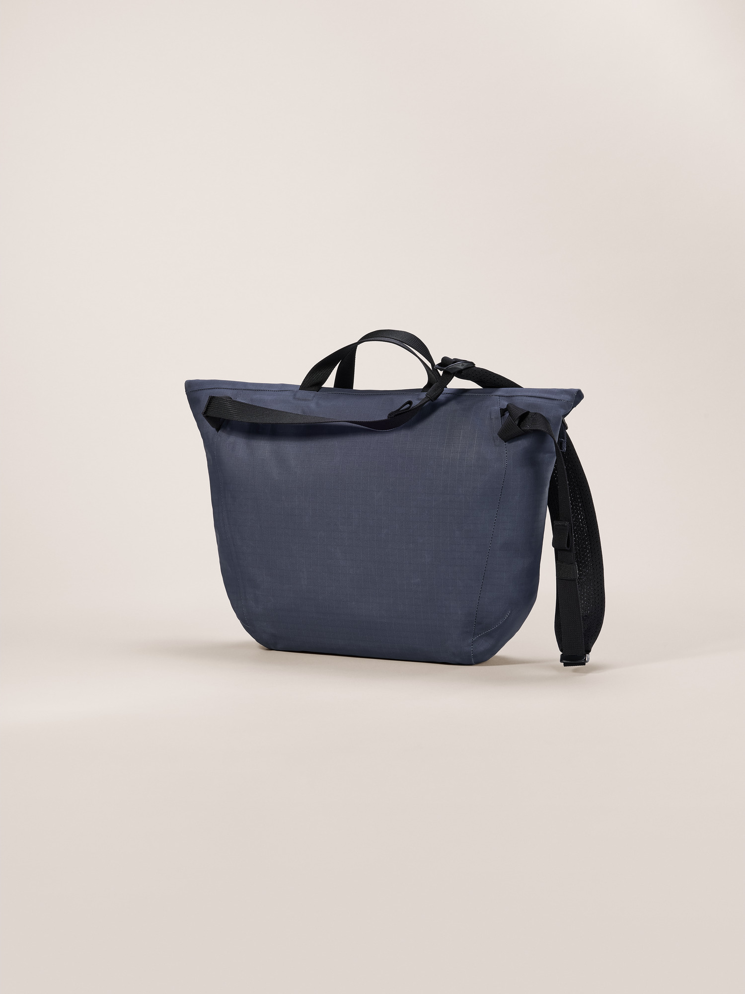 Granville Shoulder Bag | Arc'teryx United States