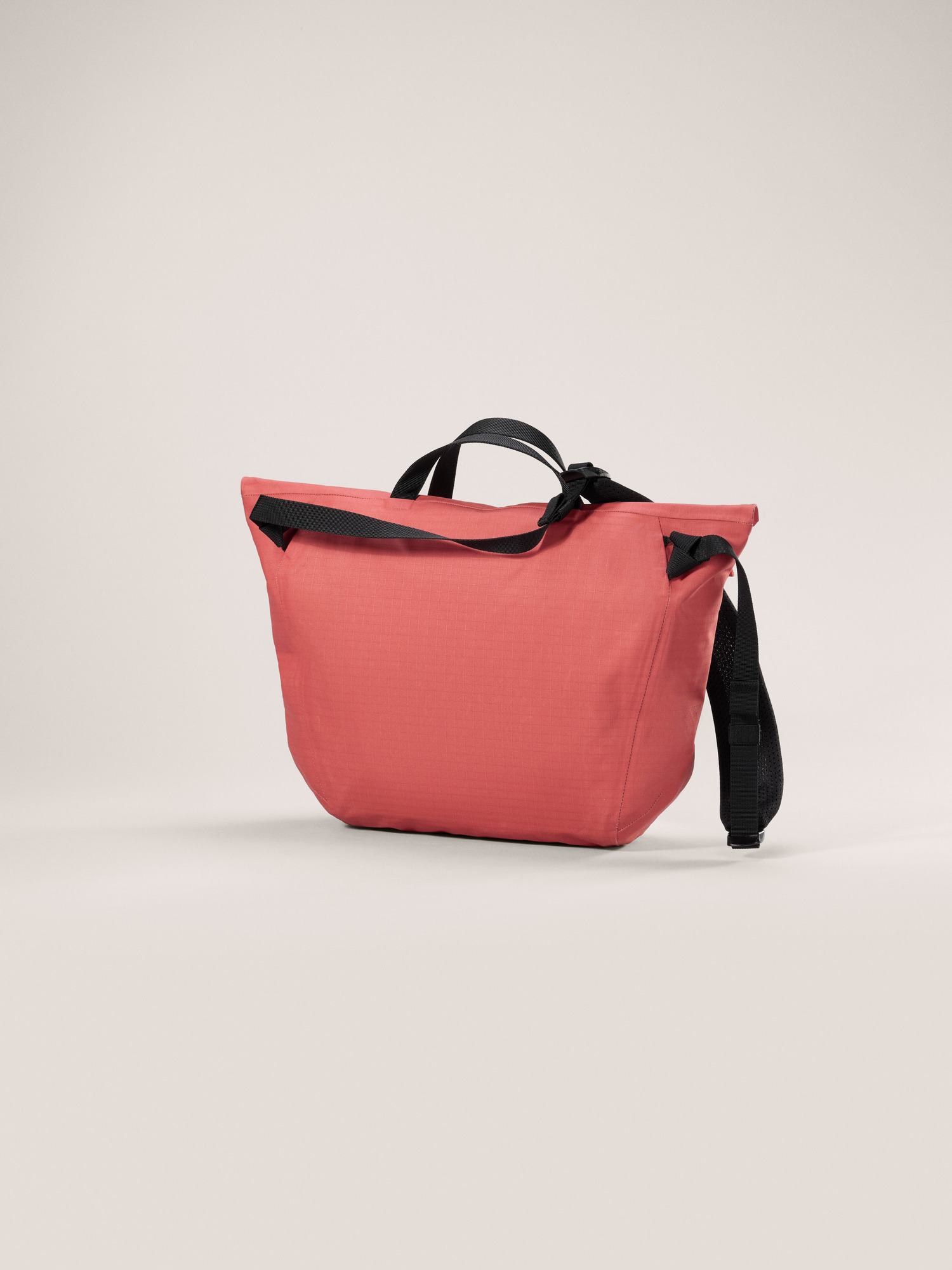 Granville Shoulder Bag | Arc'teryx United Kingdom