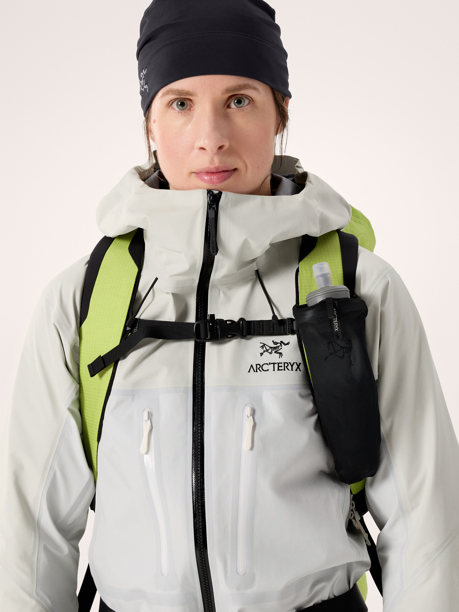 Della Flask Holder Pack Accessory | Arc'teryx United States