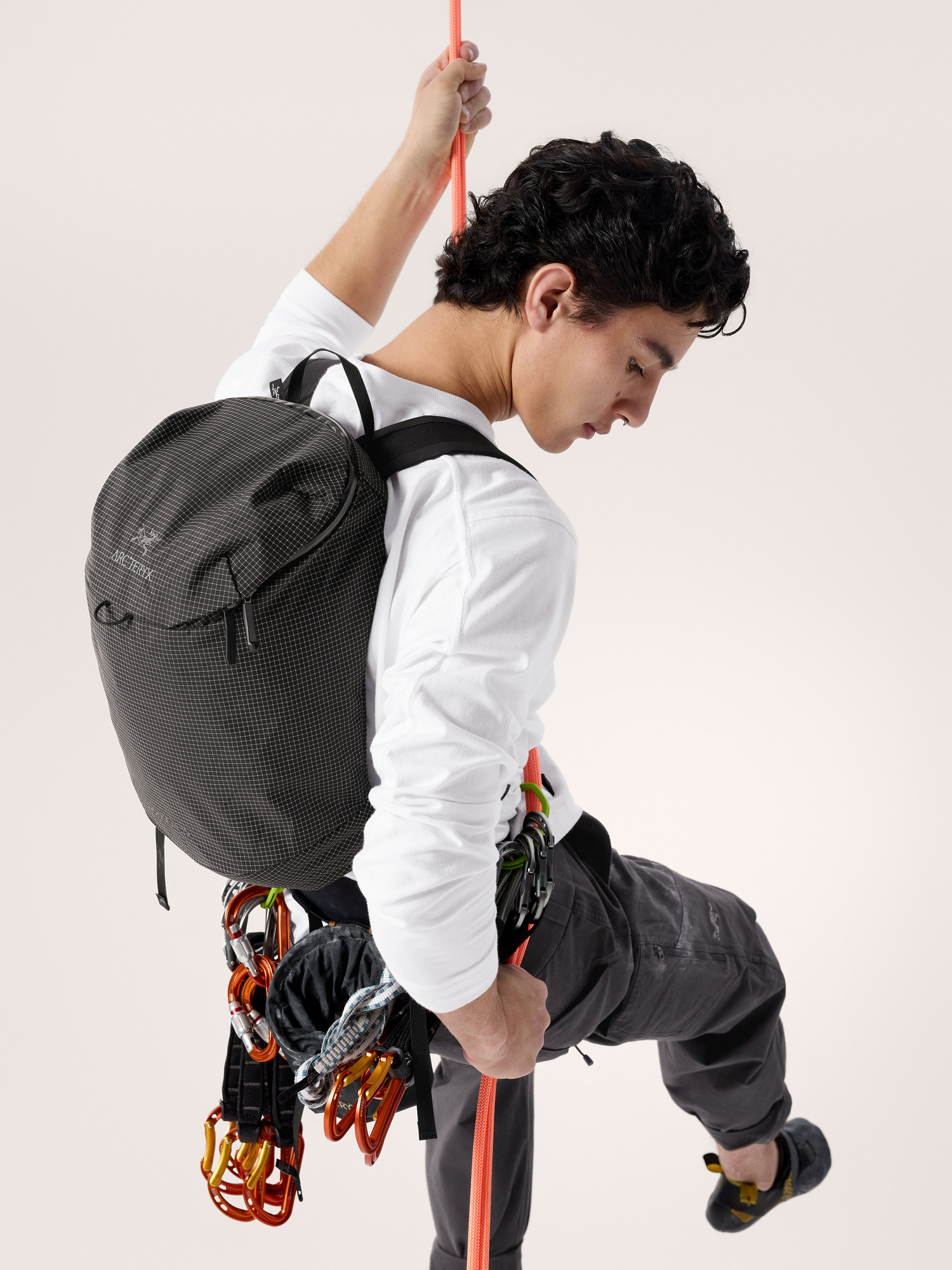 Konseal 15 Backpack | Arc'teryx Canada