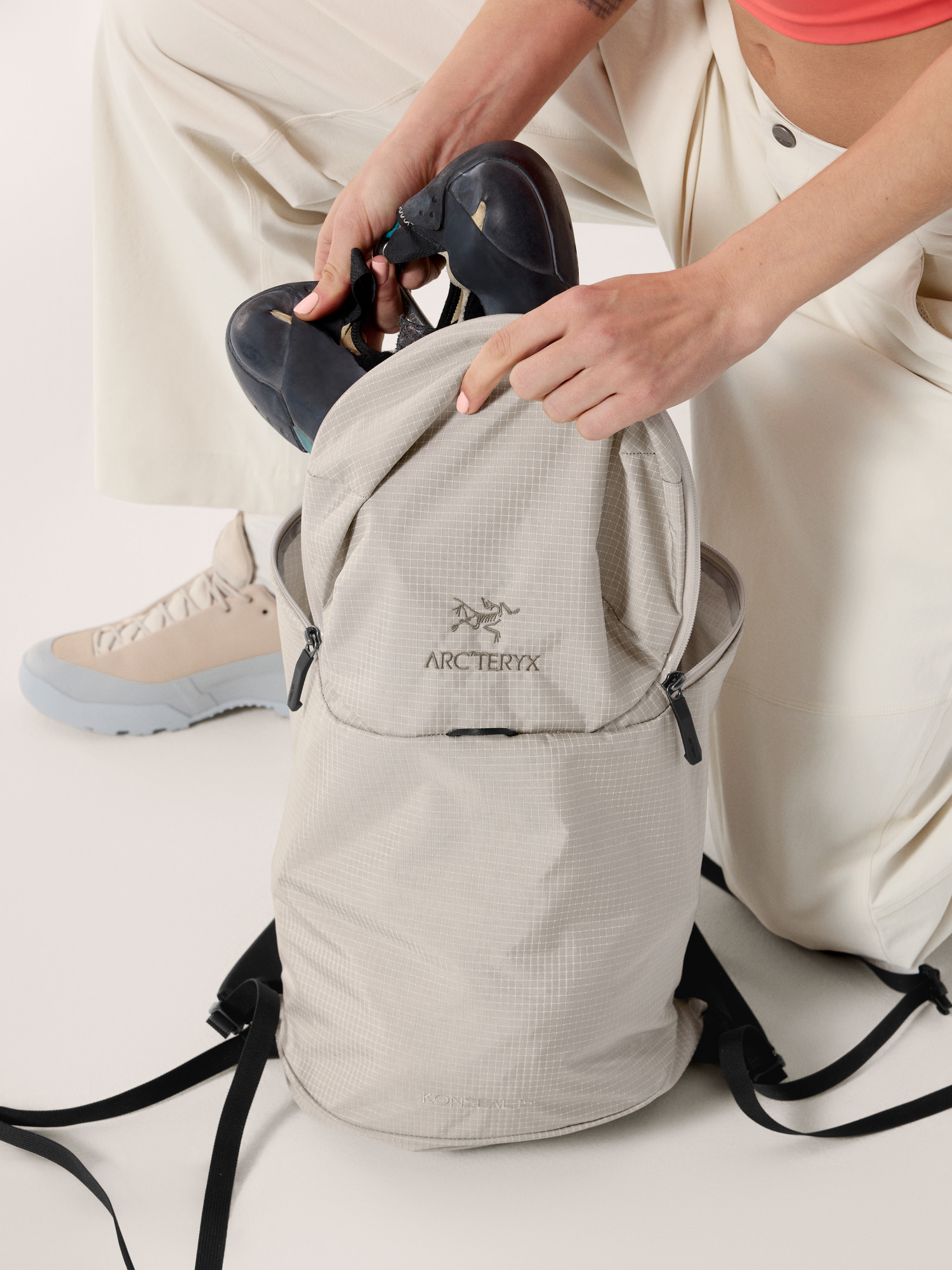 Konseal 15 Backpack | Arc'teryx United States