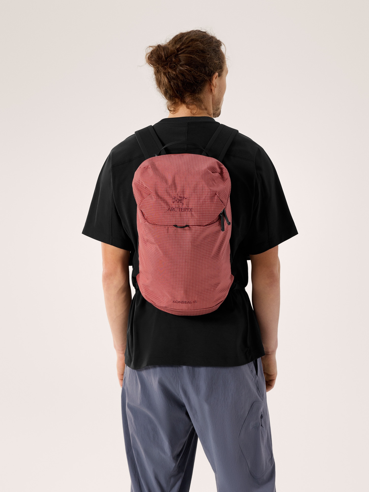 バッグ ARC'TERYX Konseal 15 Backpack Stone Red Konseal 15 Backpack | Arc'teryx Netherlands