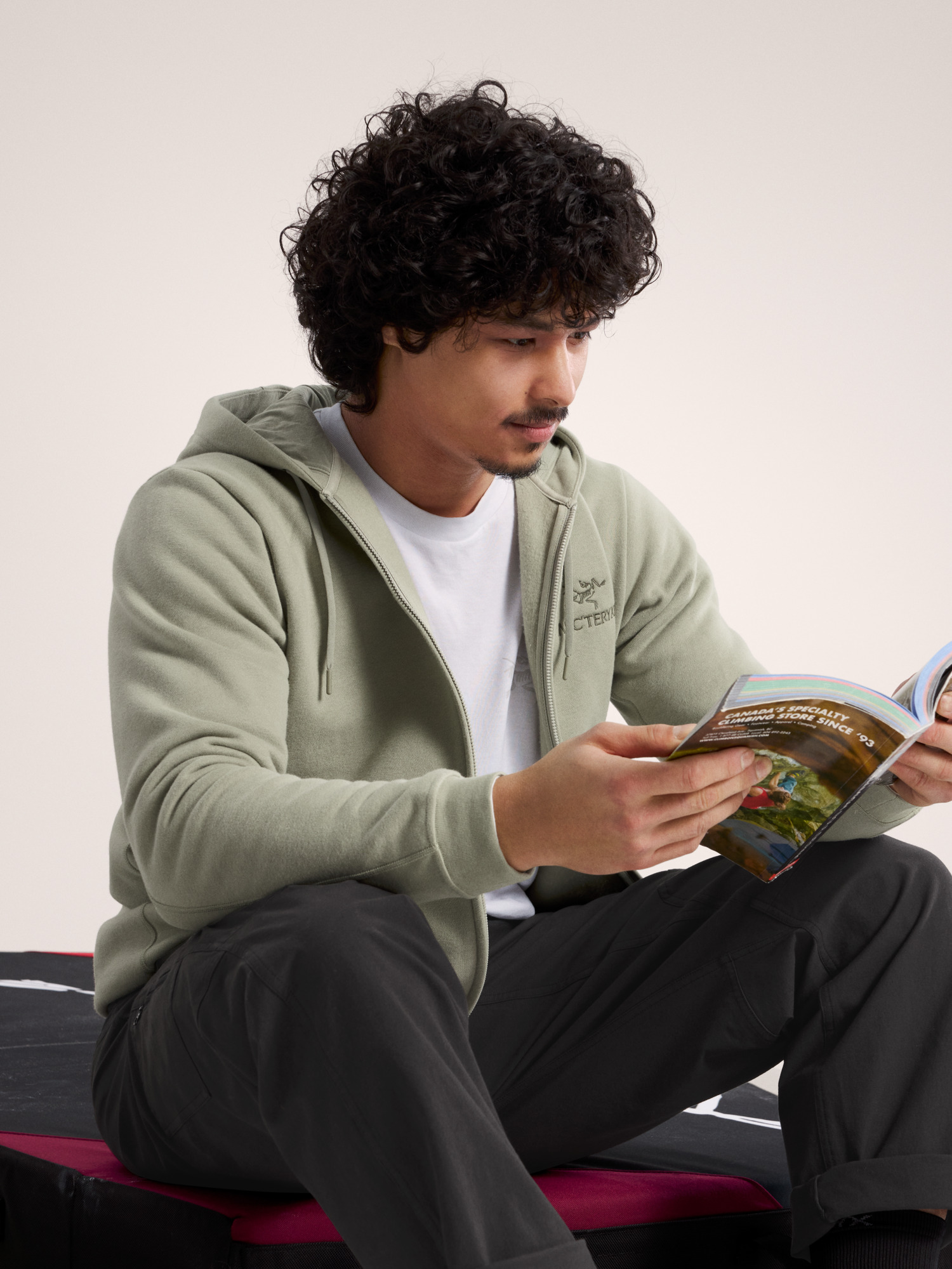 Emblem Fleece Full Zip Hoody Men's | Arc'teryx United States