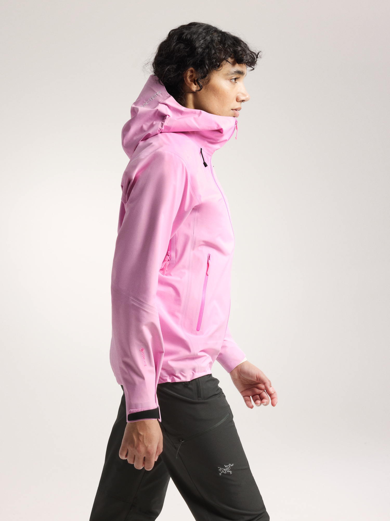 Beta SL Jacket Women's | Arc'teryx United States