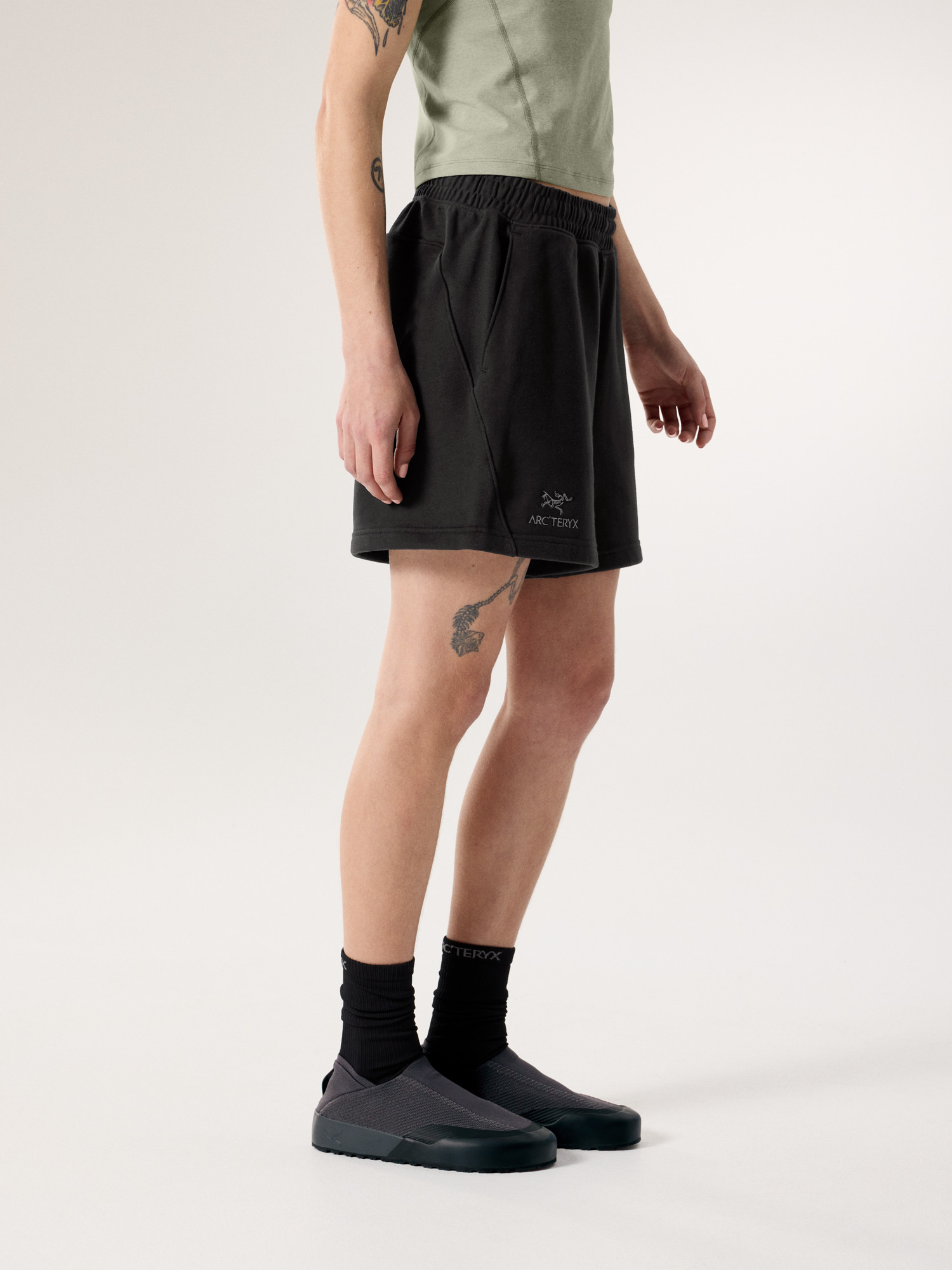 Emblem Fleece Short 6"