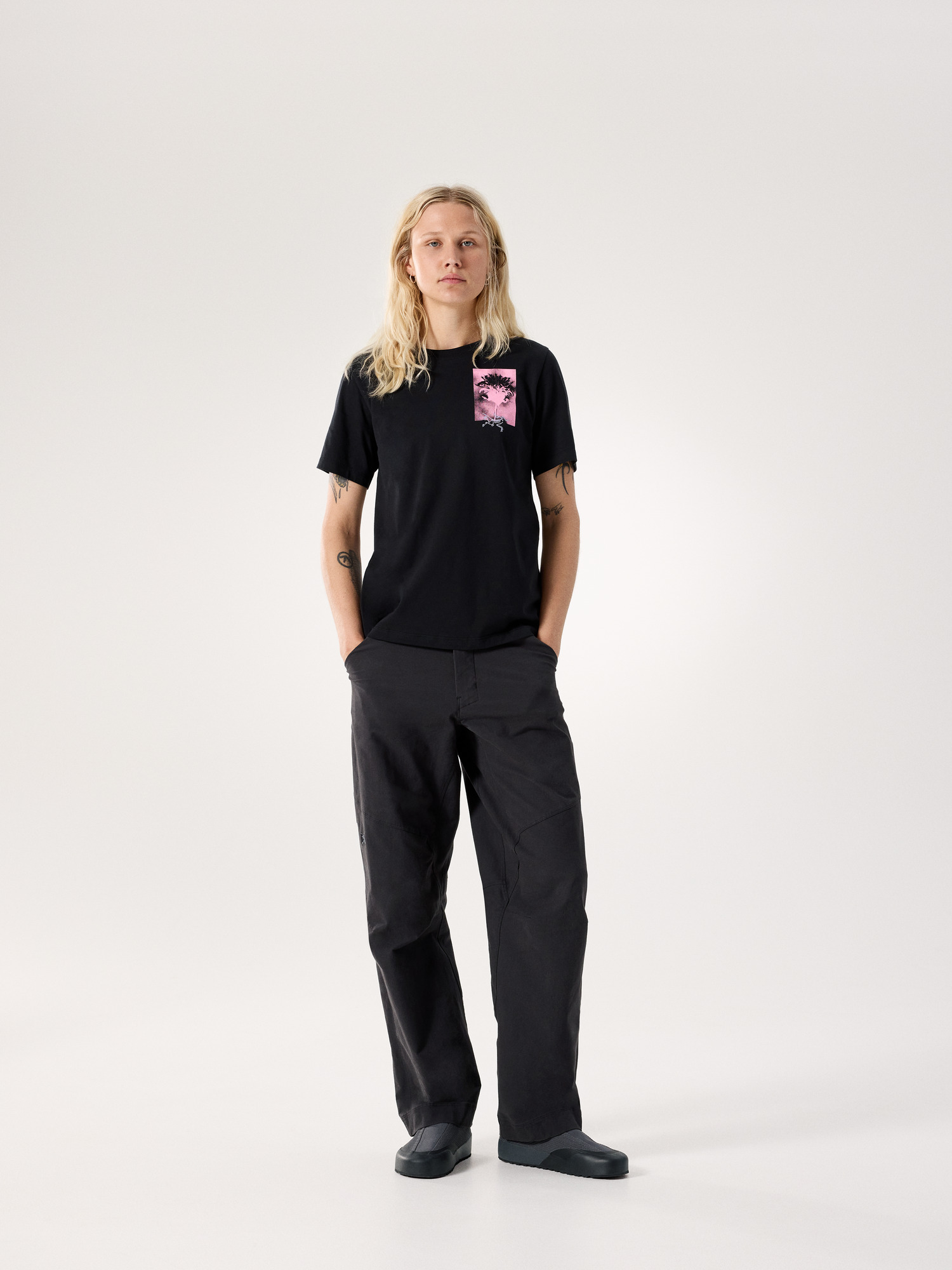 Женская рубашка Arc'teryx Kragg SL Cotton Superbloom Crew Shirt SS, цвет: Чёрный — фото 3