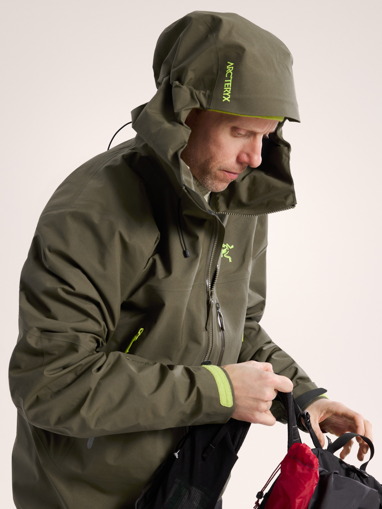 Beta SV Jacket Men's | Arc'teryx United States