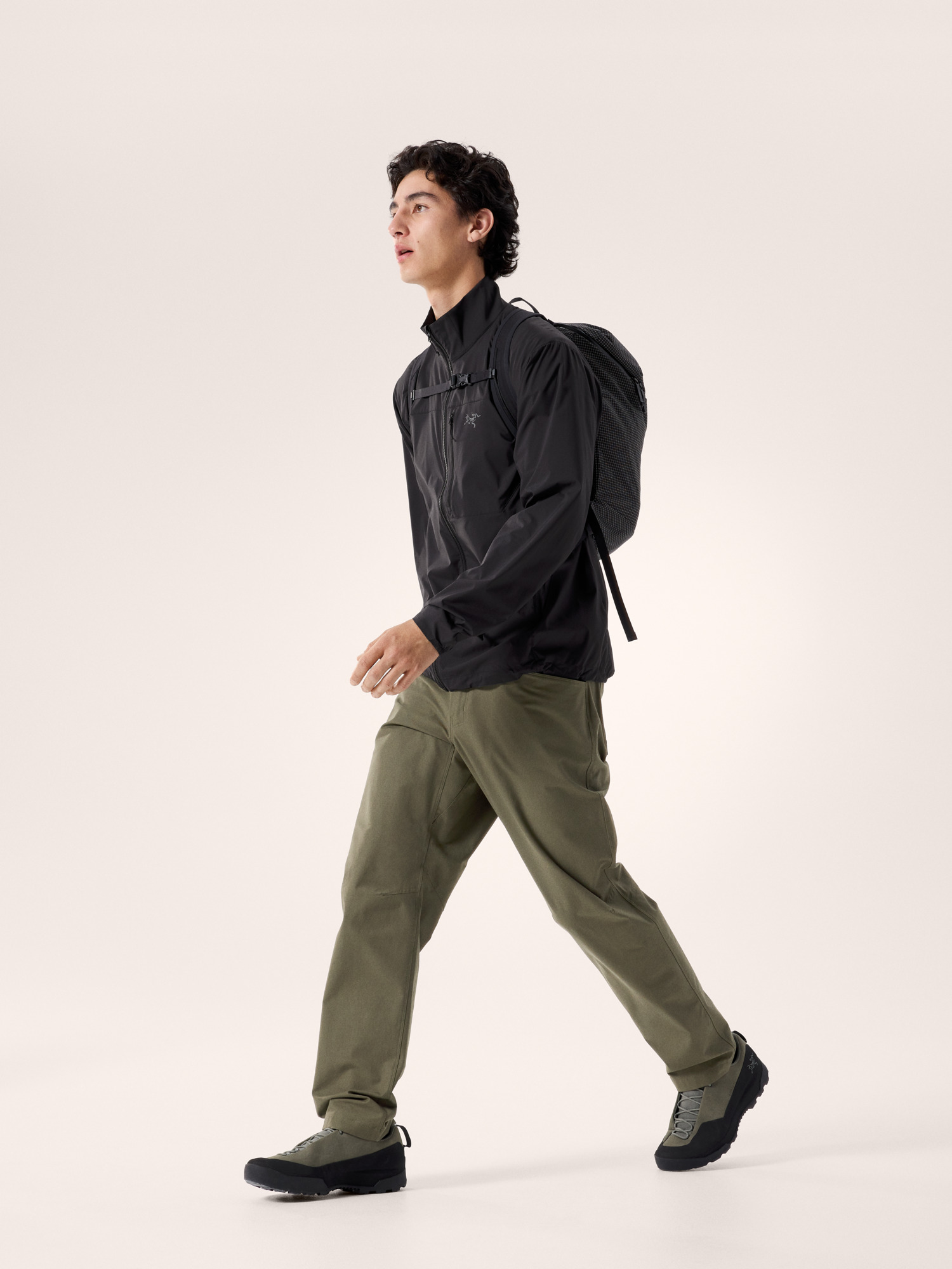 Мужская куртка Arc'teryx Squamish, цвет: Чёрный — фото 5