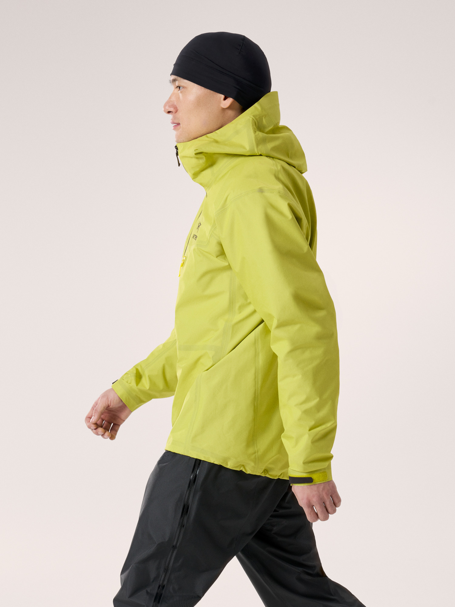 Alpha SL Jacket Men's | Arc'teryx Outlet