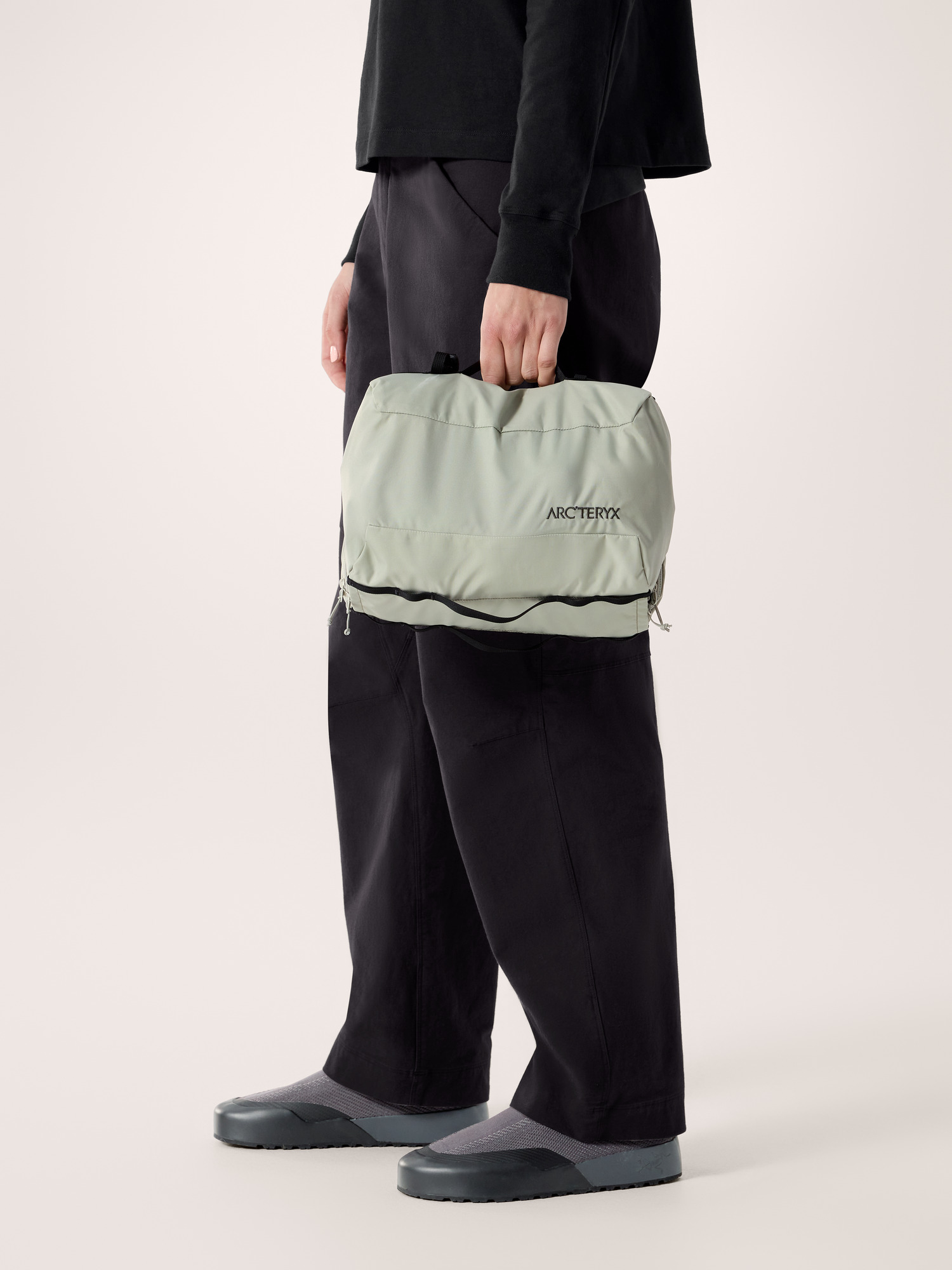 Index 10 Gear Organizer | Arc'teryx Canada