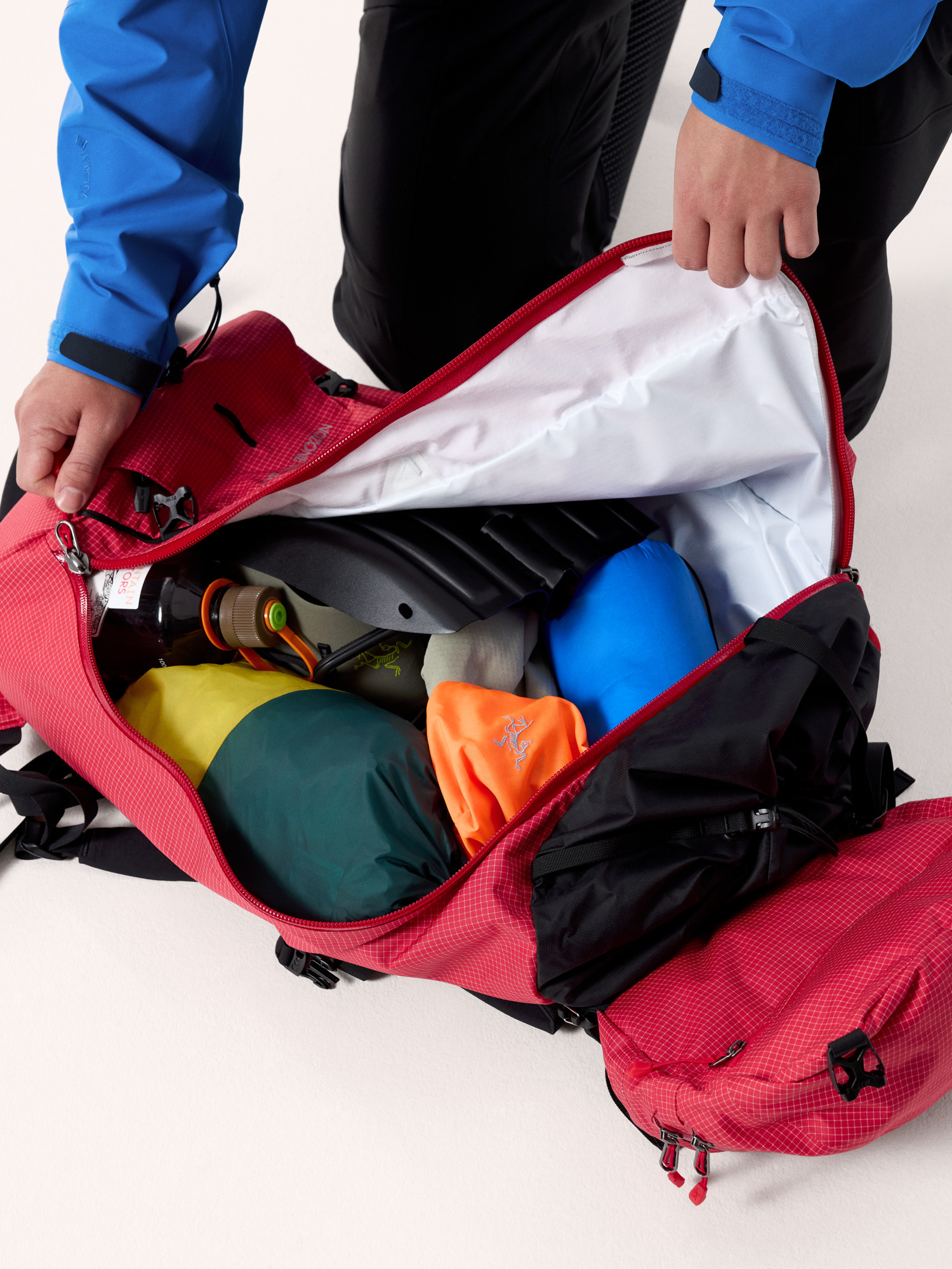 Nozone PRO 40 Pack | Arc'teryx Canada