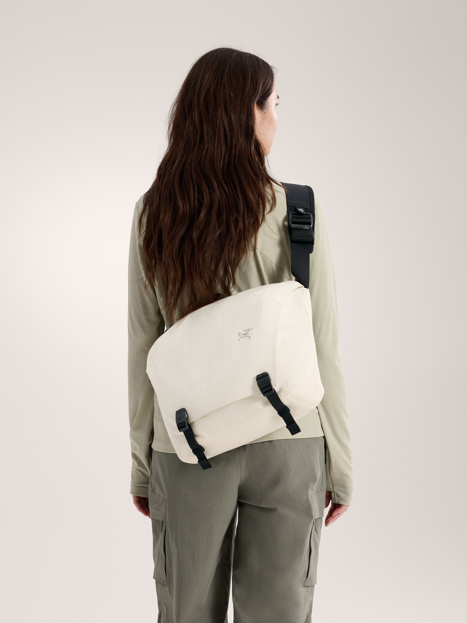 Granville 10 Courier Bag