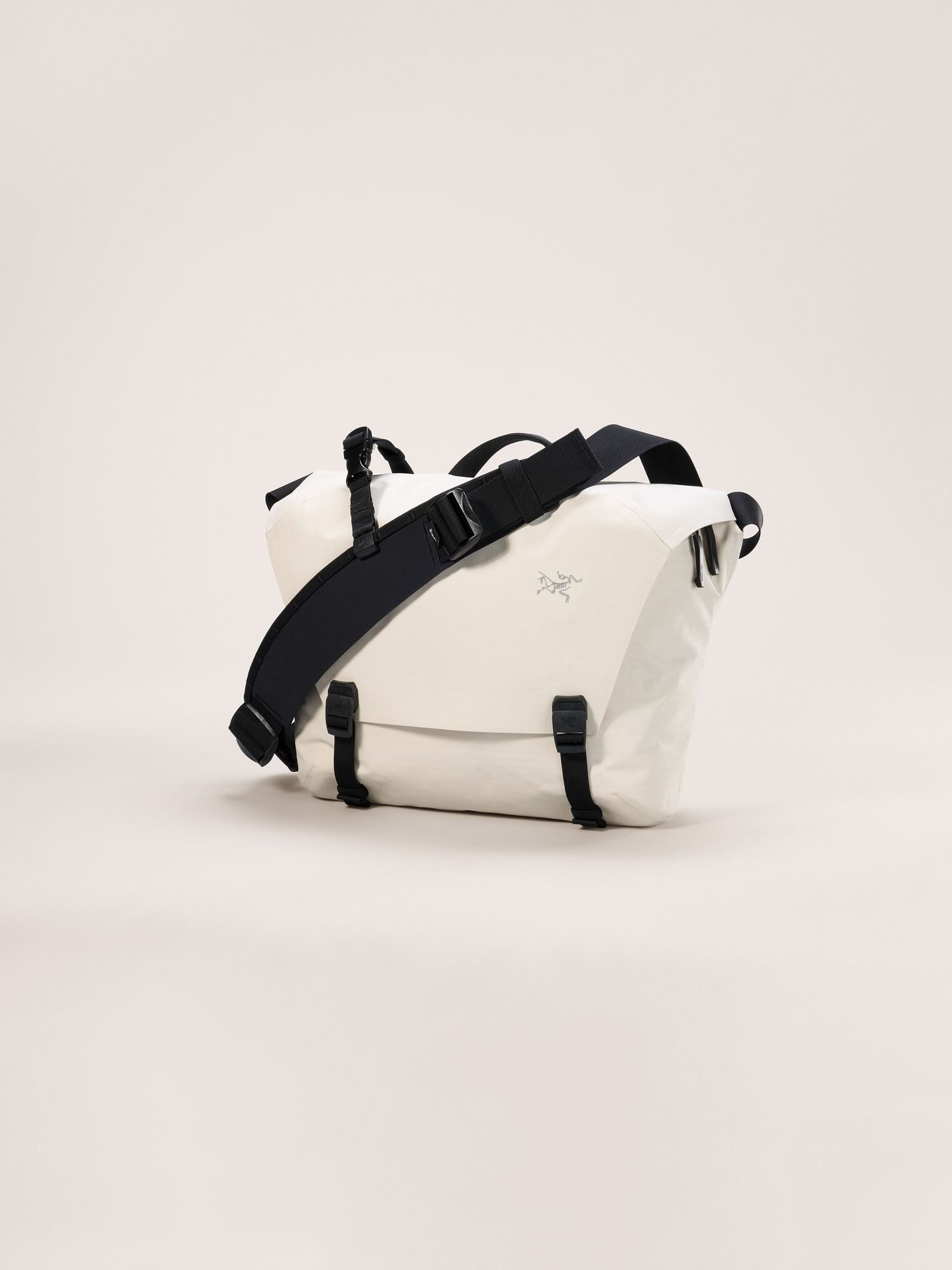 Granville 10 Courier Bag | Arc'teryx United States