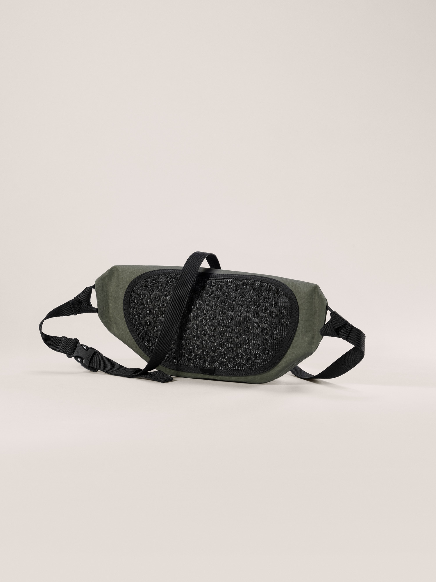 Granville Crossbody Bag | Arc'teryx United States