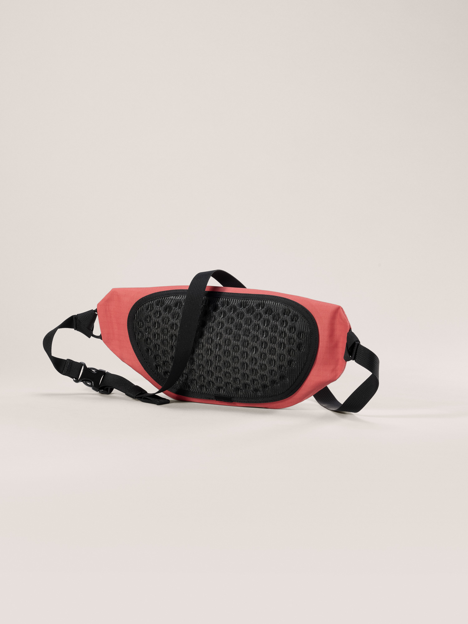 Granville Crossbody Bag | Arc'teryx Finland