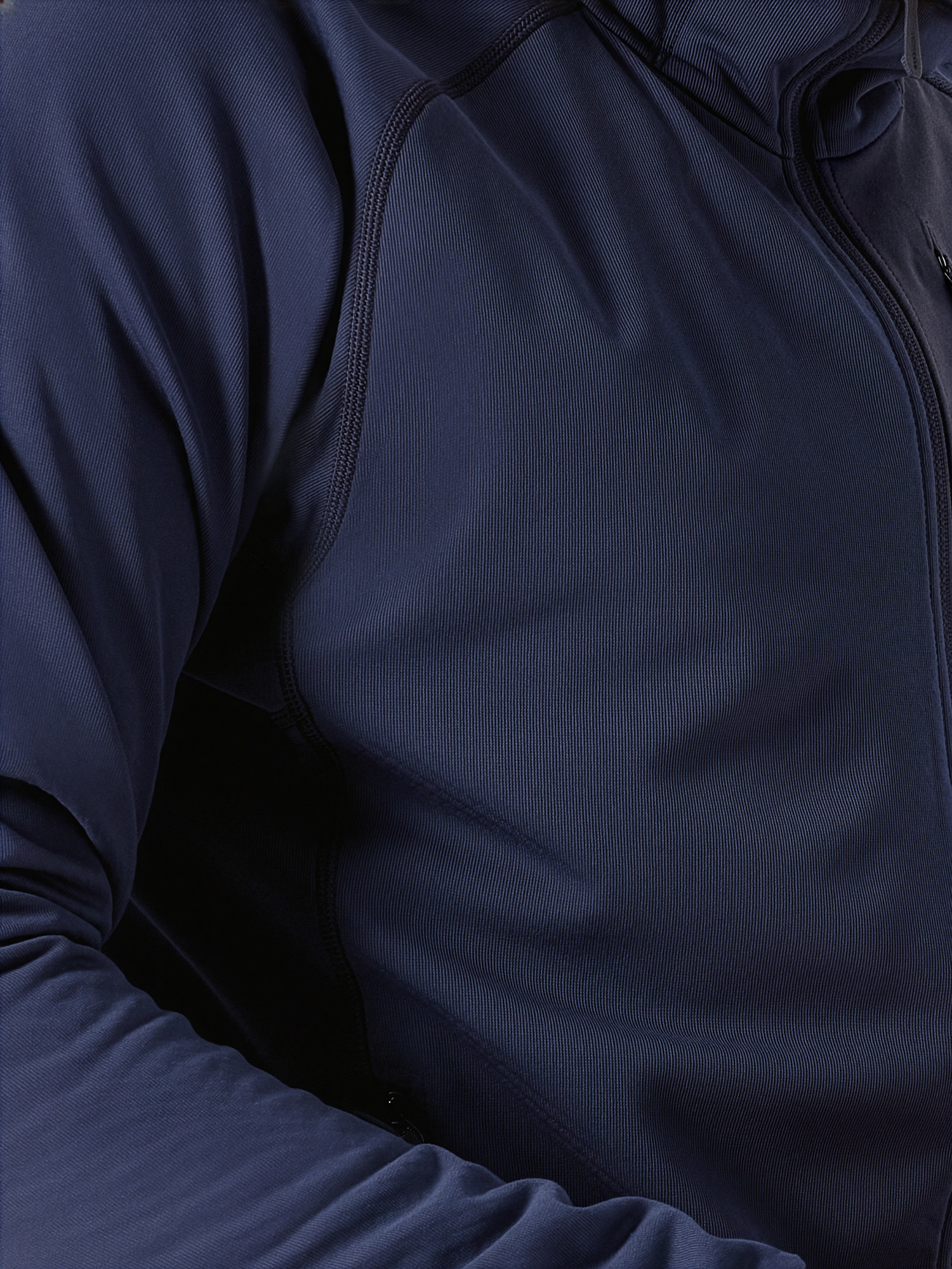 Мужские худи Arc'teryx Delta Hoody, цвет: Чёрный сапфировый — фото 7