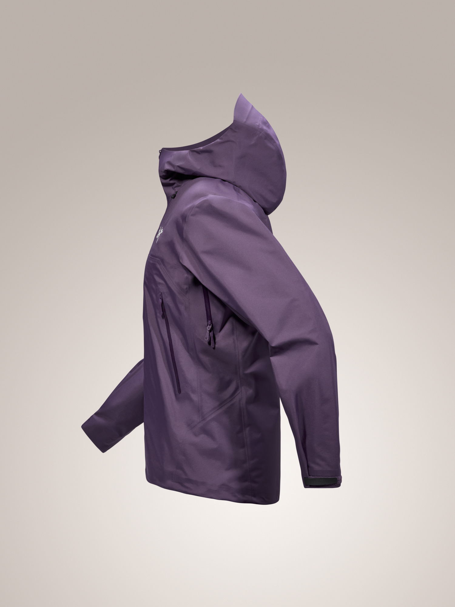 S26-X000010552-Beta-SL-Jacket-
